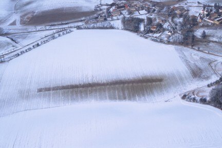 Foto: slawische Siedlung auf dem Plateau im Winter